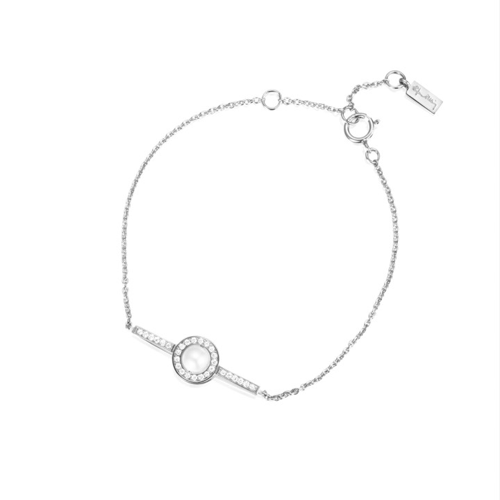 Little Day Pearl & Stars Rannekorut Valkokulta 16-19 cm ryhmässä Rannekorut / Timanttirannekorut @ SCANDINAVIAN JEWELRY DESIGN (14-102-01910-1619)
