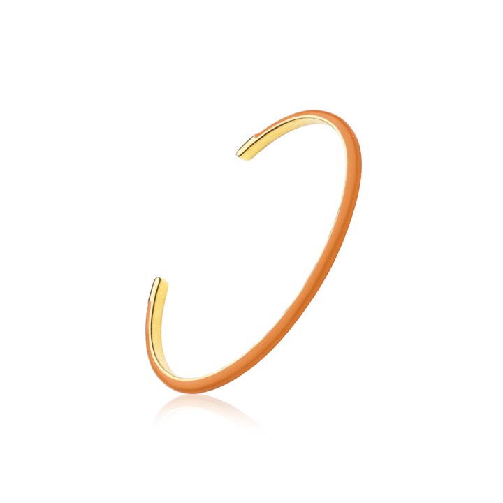 Enamel cuff orange (Kulta) ryhmässä Rannekorut / Rannerenkaat @ SCANDINAVIAN JEWELRY DESIGN (B2205GPEO-OS)